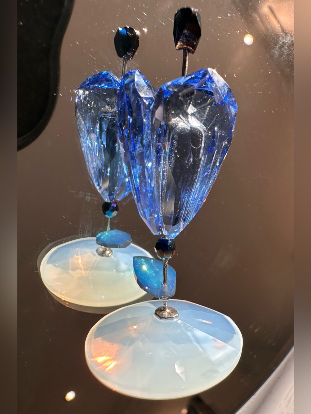 SWAROVSKI ROCKING FLOWER – JULIETTE SAPPHIRE BLUE - Picture 4 of 5